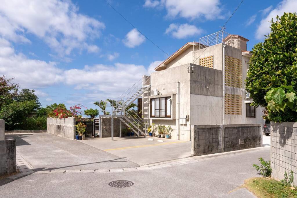 ヴィラ カエルラ Nago Exterior foto